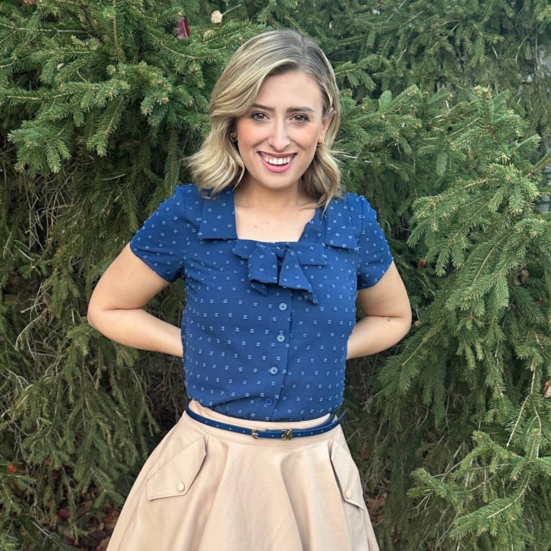Bonnie Bow Blouse in Navy